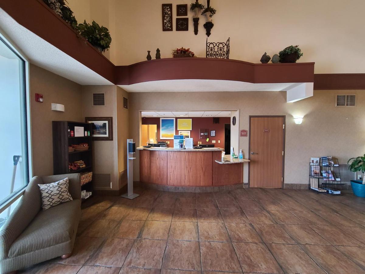 Quality Inn & Suites Wellington - Fort Collins Dış mekan fotoğraf