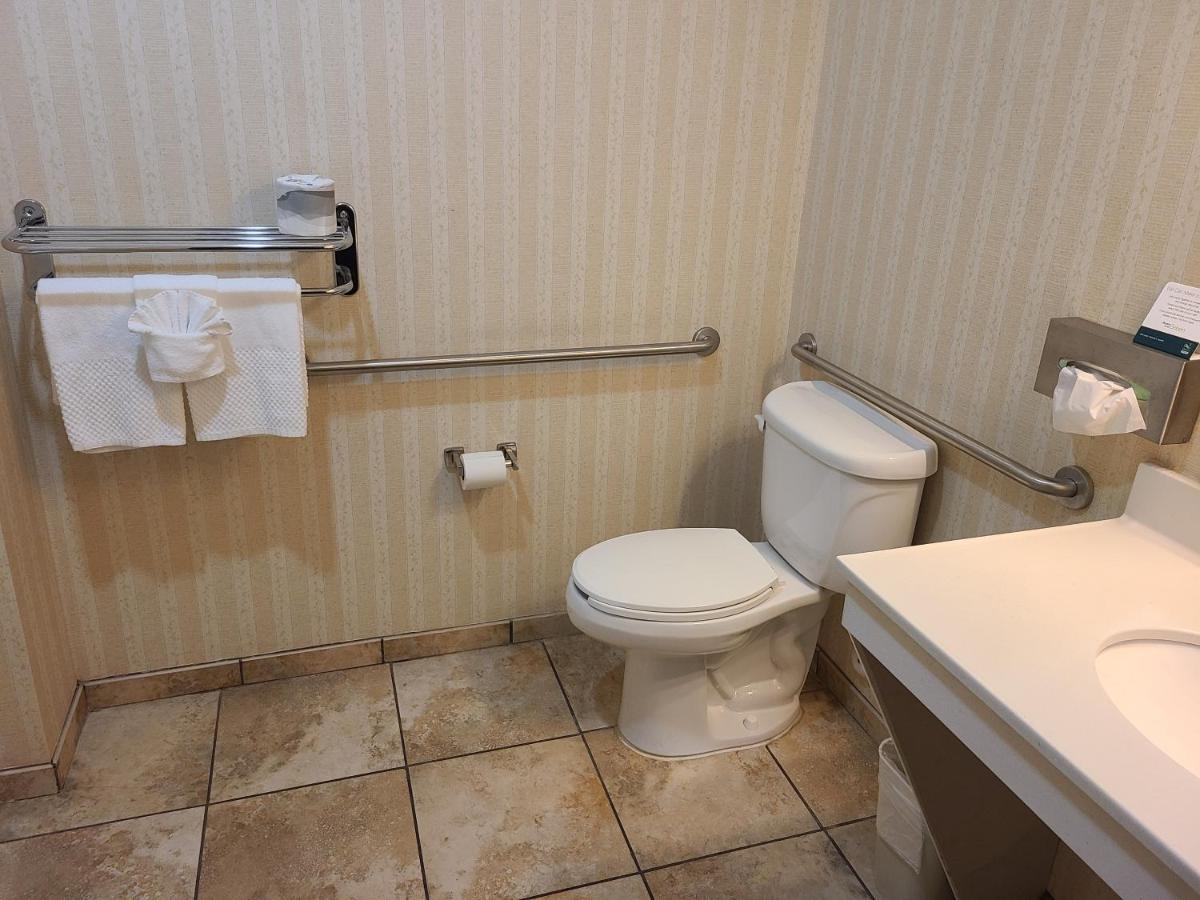 Quality Inn & Suites Wellington - Fort Collins Dış mekan fotoğraf