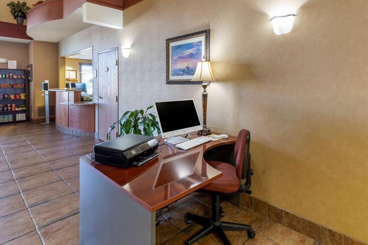 Quality Inn & Suites Wellington - Fort Collins Dış mekan fotoğraf