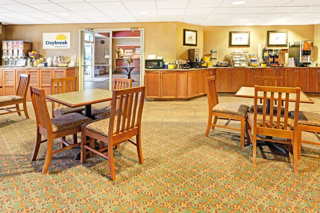 Quality Inn & Suites Wellington - Fort Collins Konforlar fotoğraf